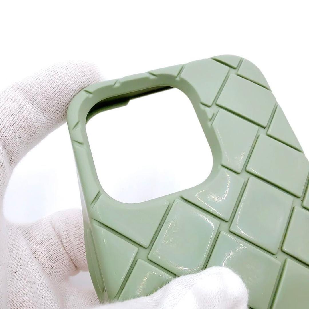 BOTTEGA VENETA iPhone16 Pro対応　スマホケース