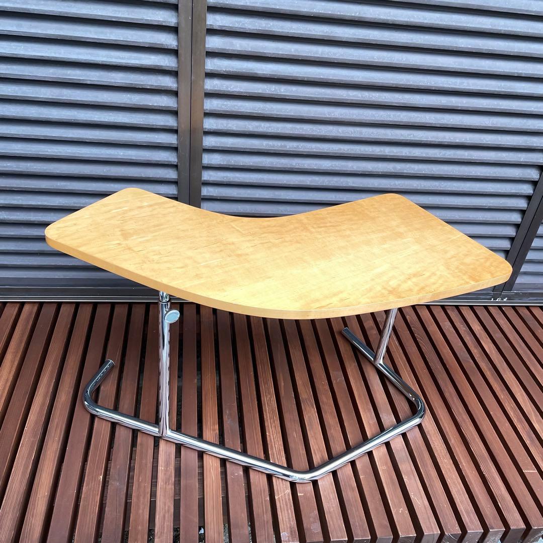 テクタ　tecta K24 サイドテーブル　メープル　アクタス