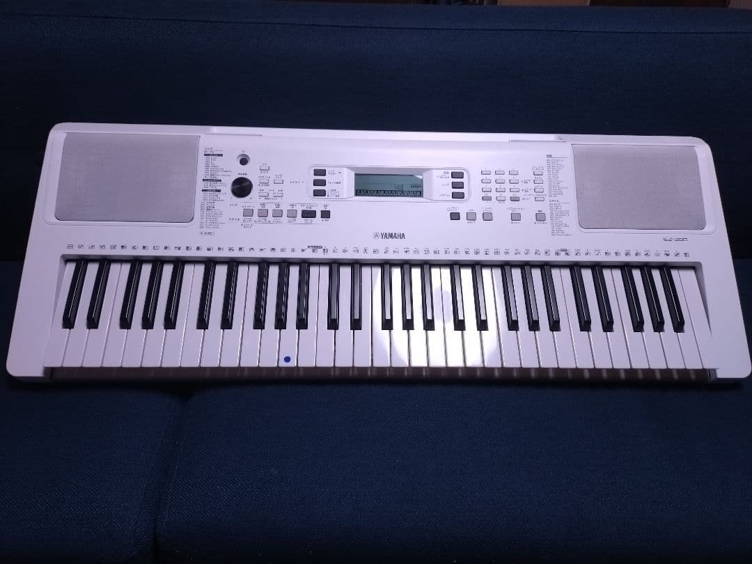 YAMAHA　電子ピアノ　EZ-300