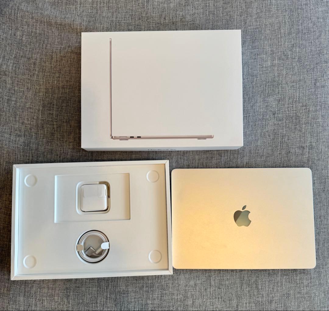 Apple MacBook Air M4 16GB 13インチ　スターライト