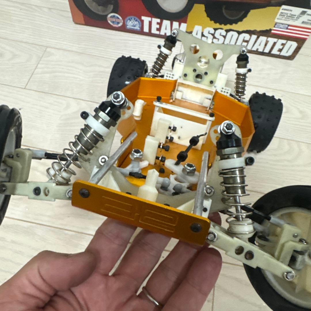 アソシ Associated RC10 team car