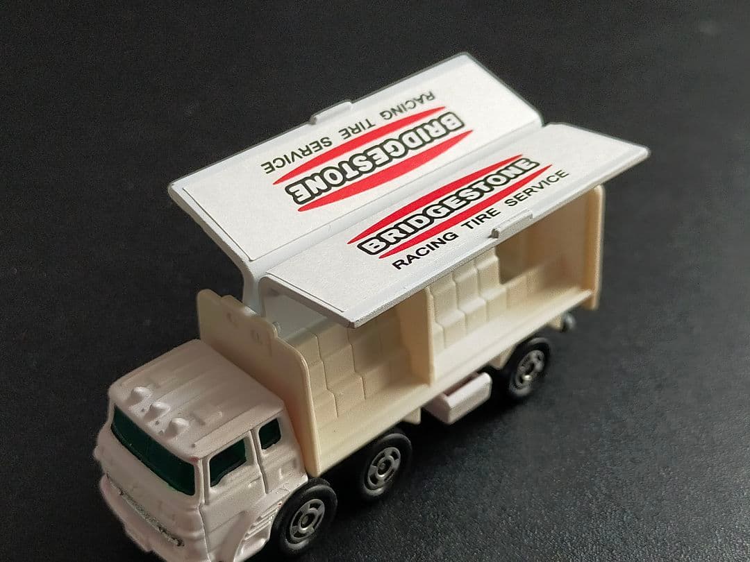 レース 関係者 配布品 黒箱 トミカ ふそうウィングルーフ 日本製 ブリヂストン