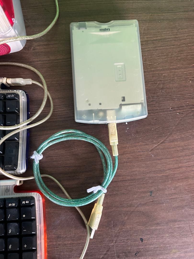 キャンディな初代iMac G 3 動作商