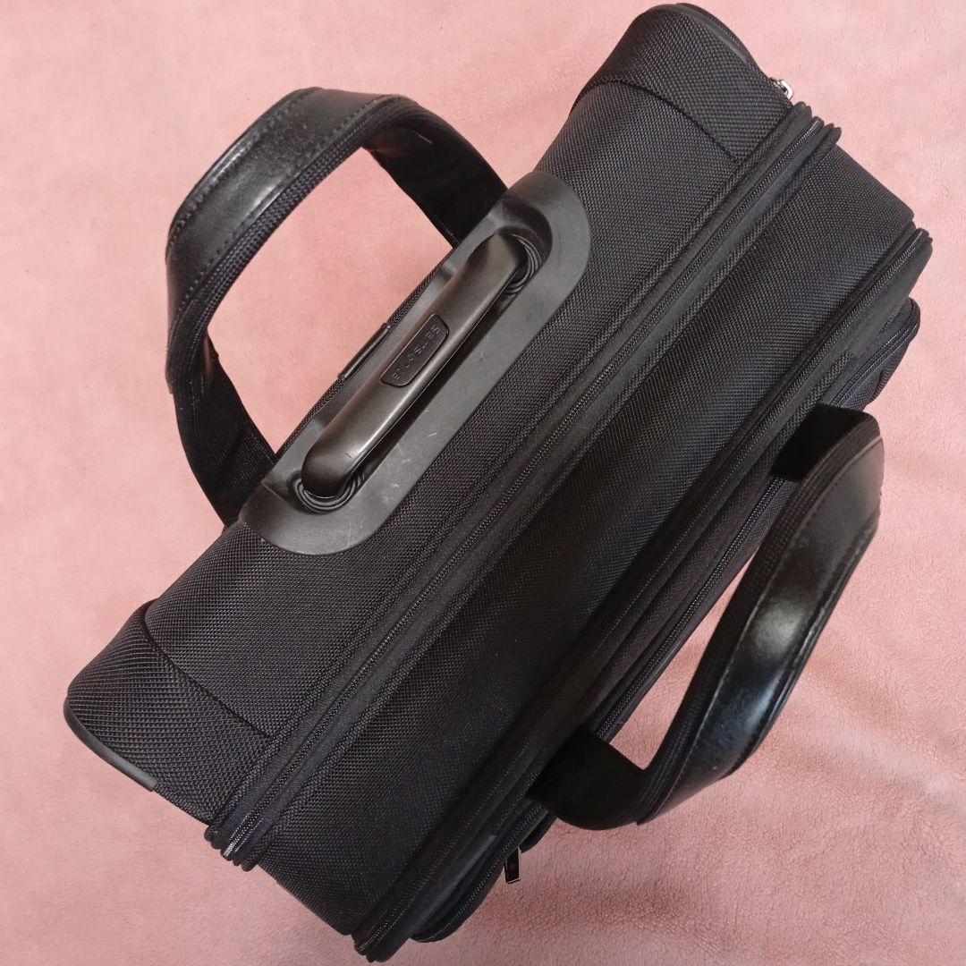 サムソナイト プロデラックス 5 スピナー トート 15.6 スーツケース 4輪