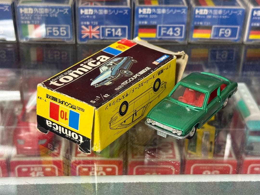 トミカ 黒箱 日本製 いすゞ 117クーペ 1800XE