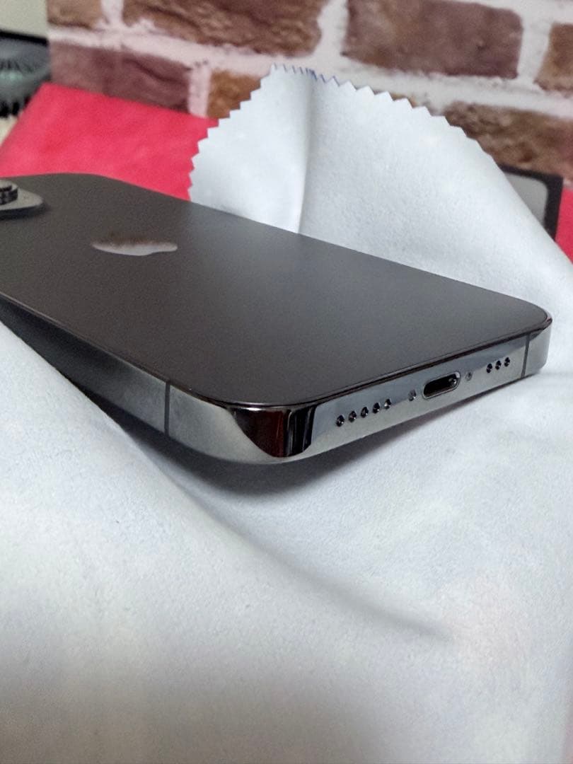 iPhone 13 Pro グラファイト 1TB