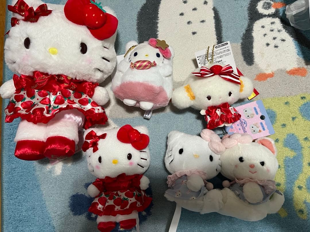 サンリオ　マスコットぬいぐるみセット　ハローキティ　こぎみゅん　いちご新聞