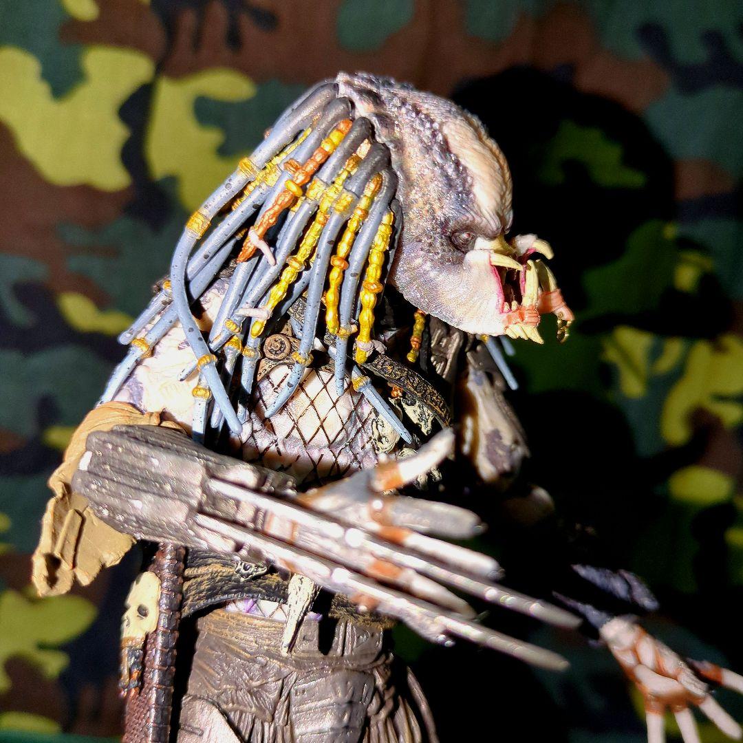 NECA／アルティメット・エルダープレデター 中古開封品／✨別名∶グレイバック