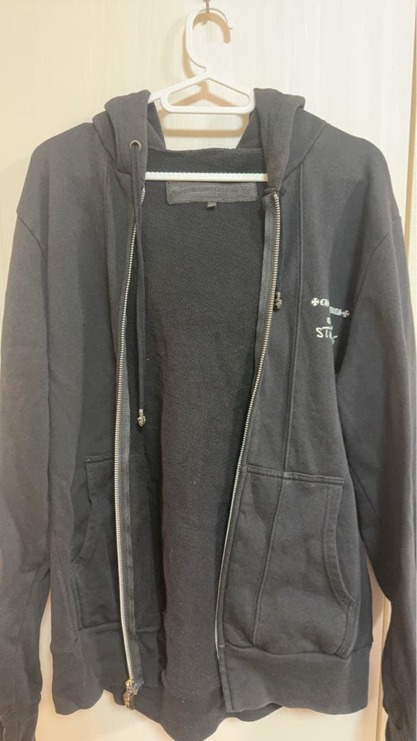 クロムハーツジップパーカー