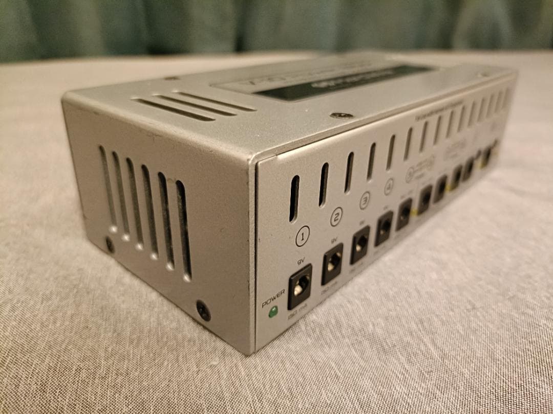 HardWire V-10 Power Block パワーサプライ