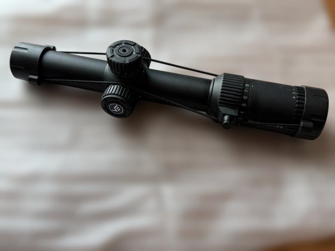 Vector Optics SCOC Forester 1-8×24