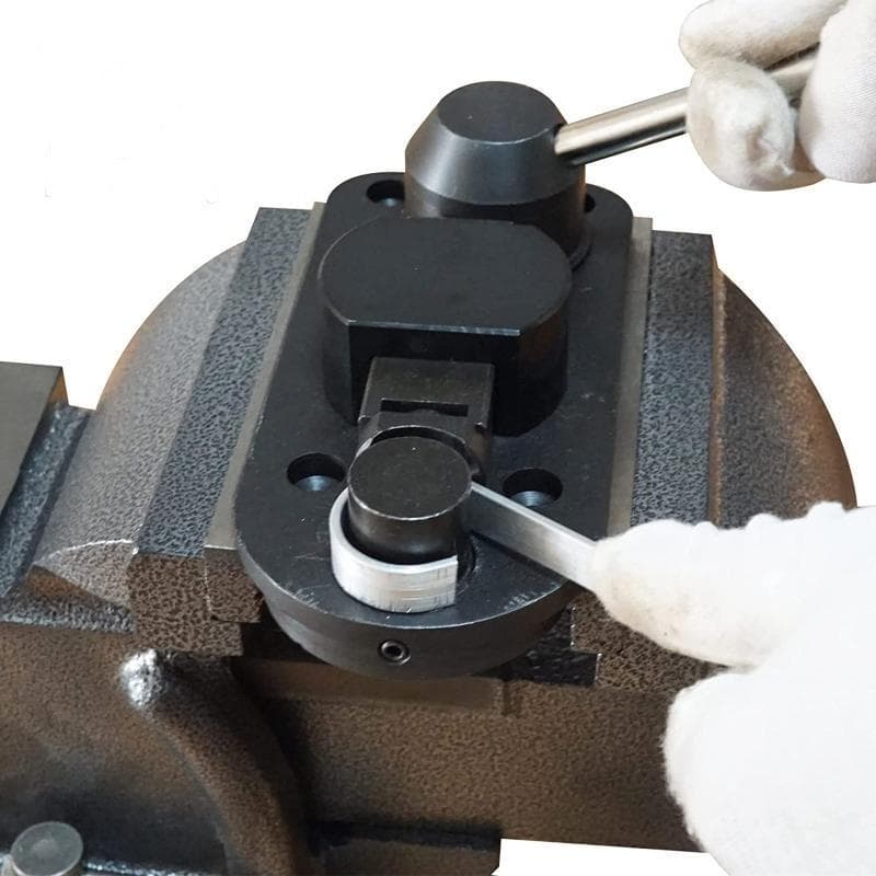 ☆新品☆BOX付き　指輪作成用　金属製リングベンダー