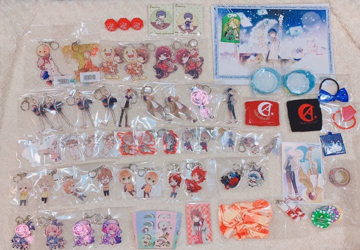 歌い手関連グッズ  バラ売り〇