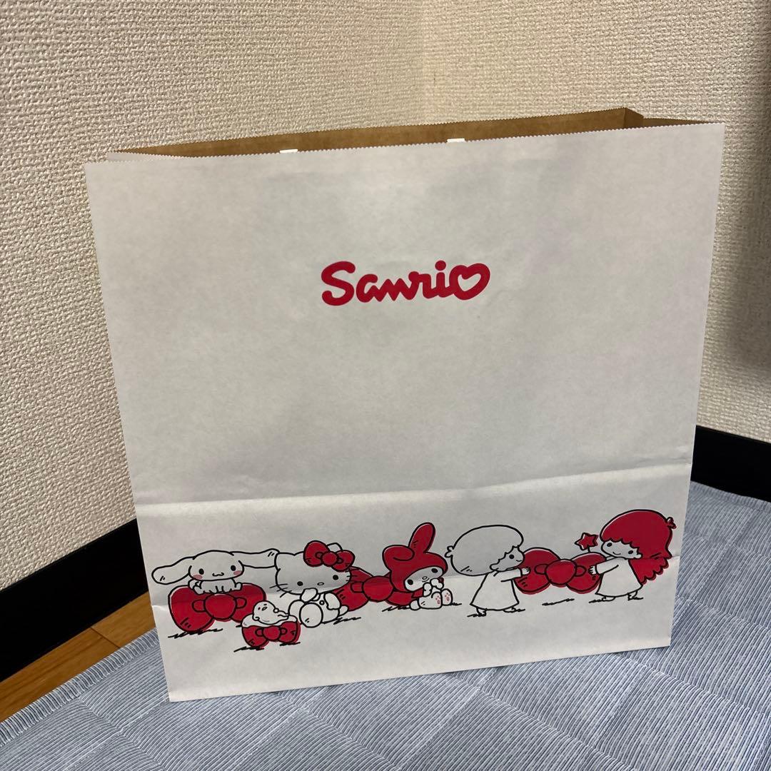 ハローキティゴディバ&ぬいぐるみ（ステッカー、ショッパー付き）