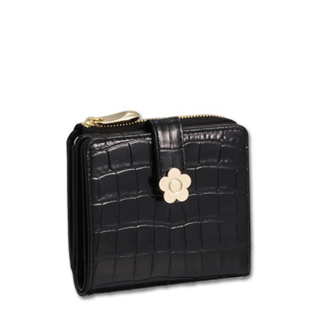 マリークワント　折り財布　ブラック　牛革　ウォレット　クロコ型押し
