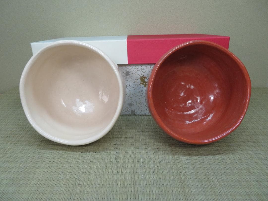 楽焼茶碗　紅白一双茶碗