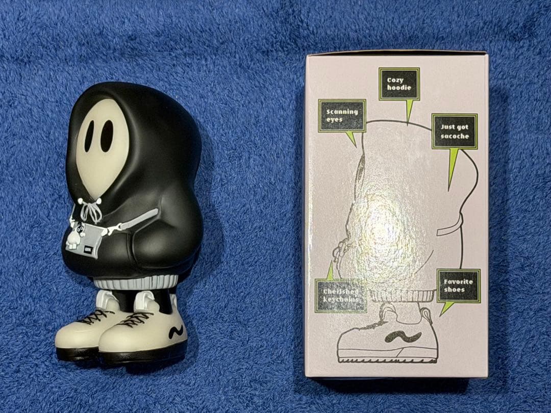 ななしのおばけちゃん フードかぶりおばけちゃんのSNKRDUNK別注カラー