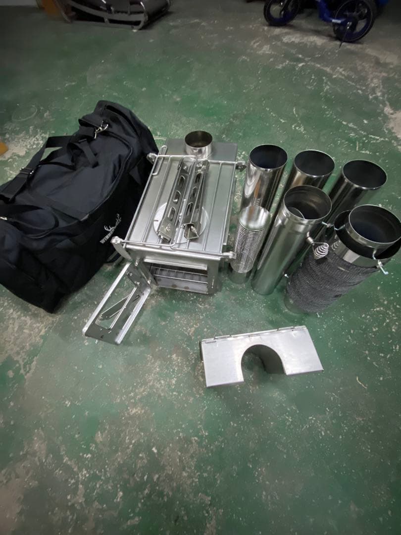 ウィンナーウェル　薪ストーブ　Lサイズ　新品未使用　キャンプ