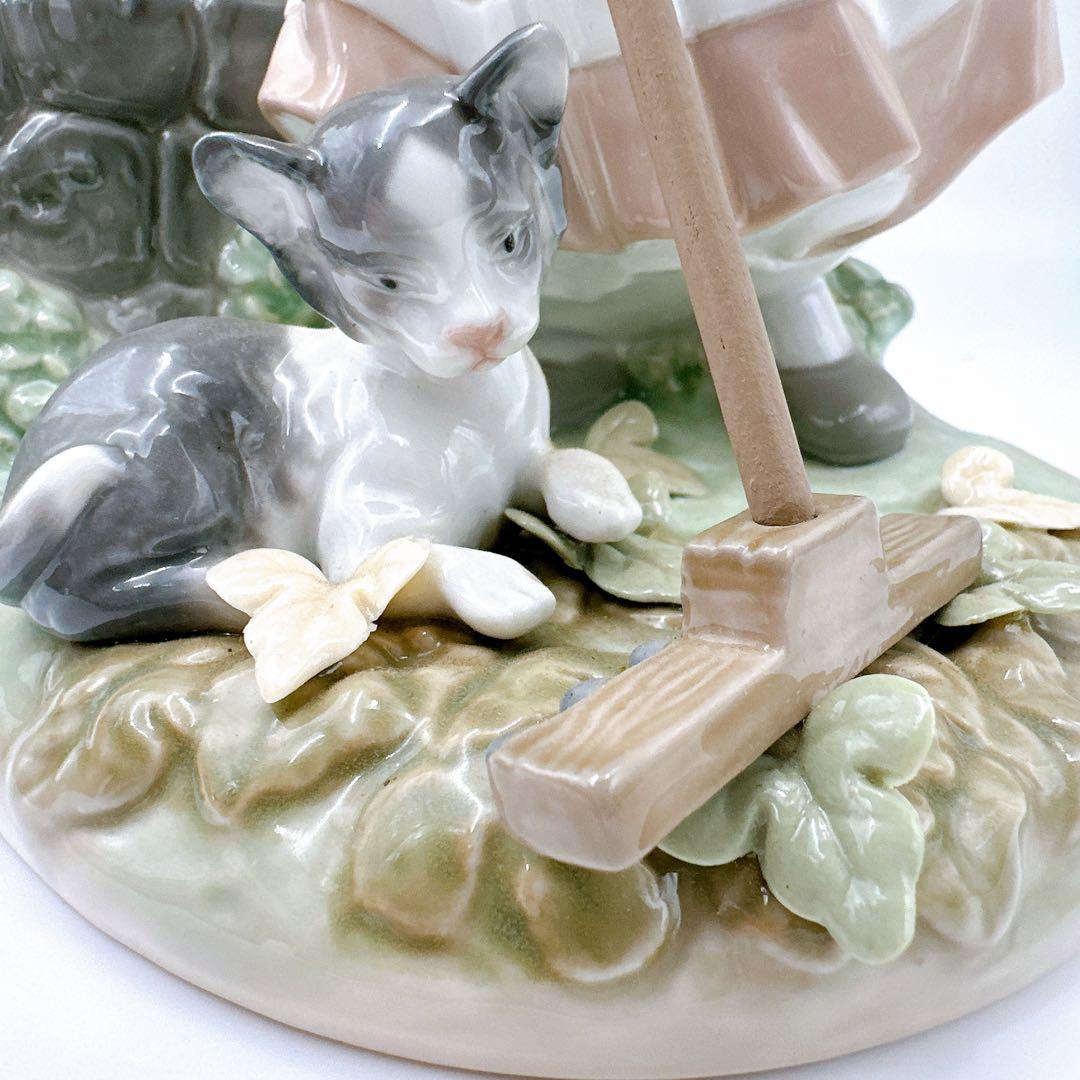 絶版 激レア♡リヤドロ♡ 秋の掃除 LLADRO 少女 猫 フィギュリン