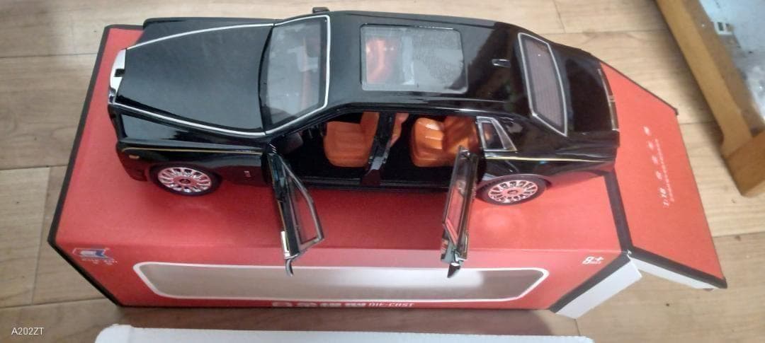 【赤字換金セール1:18スケール 特大サイズ ロールス・ロイス ファントムe