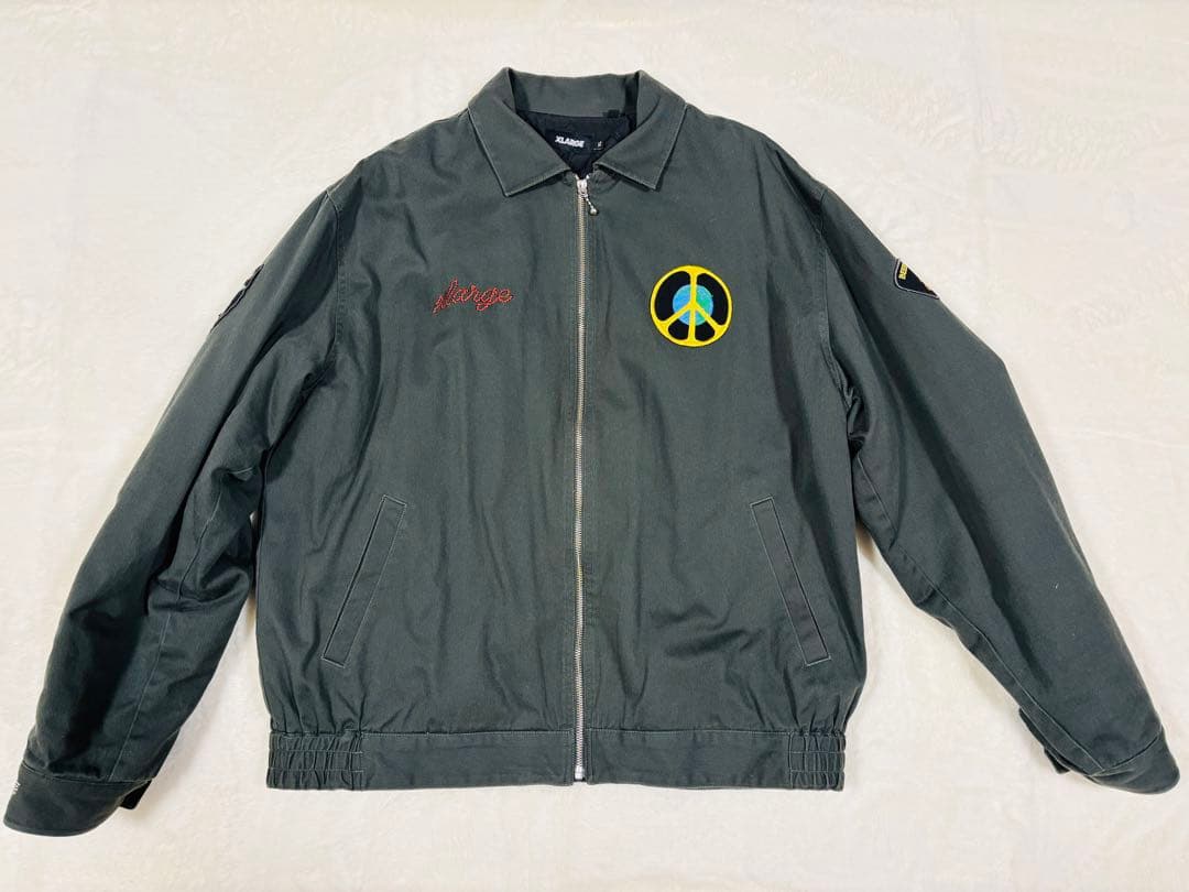 大人気　XLARGE（エクストララージ）スーベニアジャケット　カーキ