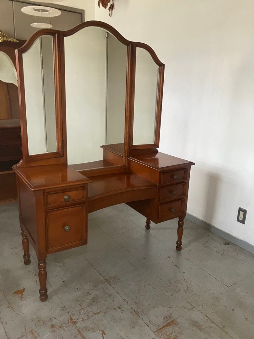 Daniel 横浜ダニエル 最高級 ドレッサー　三面鏡