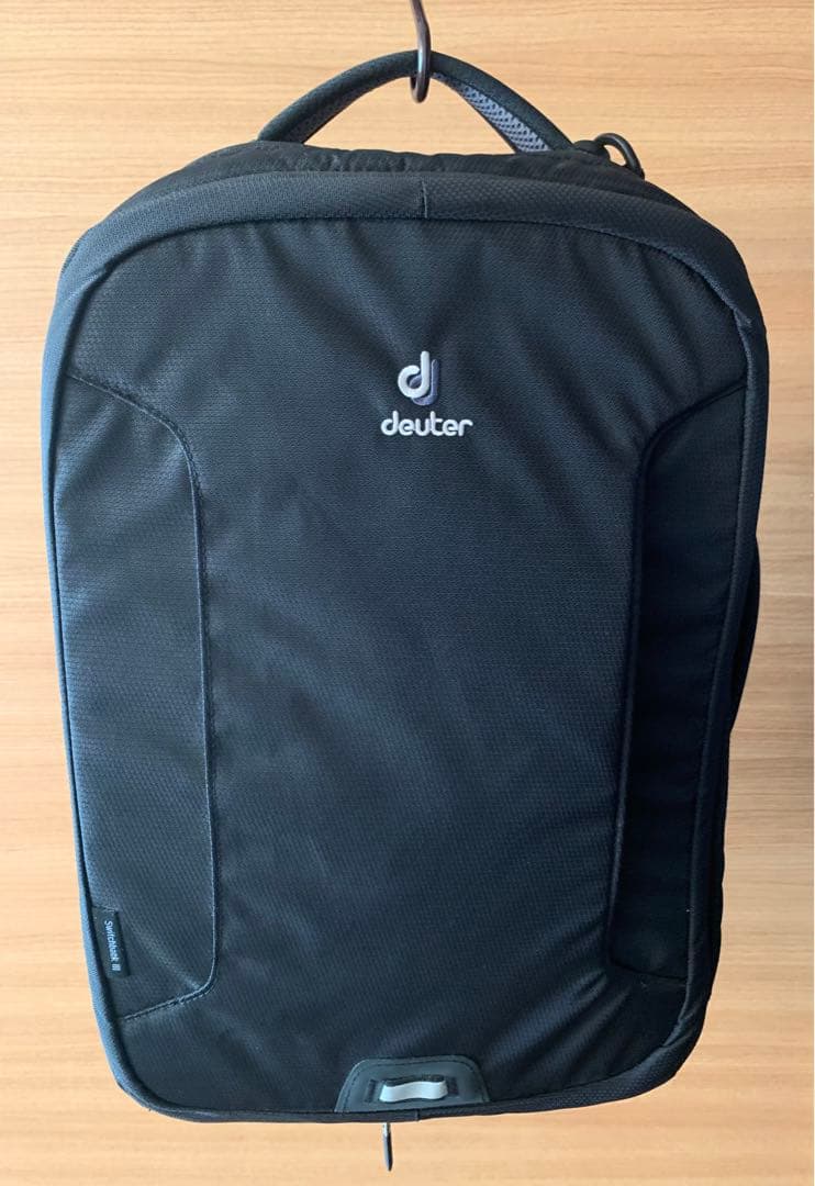 【ほぼ未使用】ドイター (deuter)スイッチバックⅢ デイパック リュック