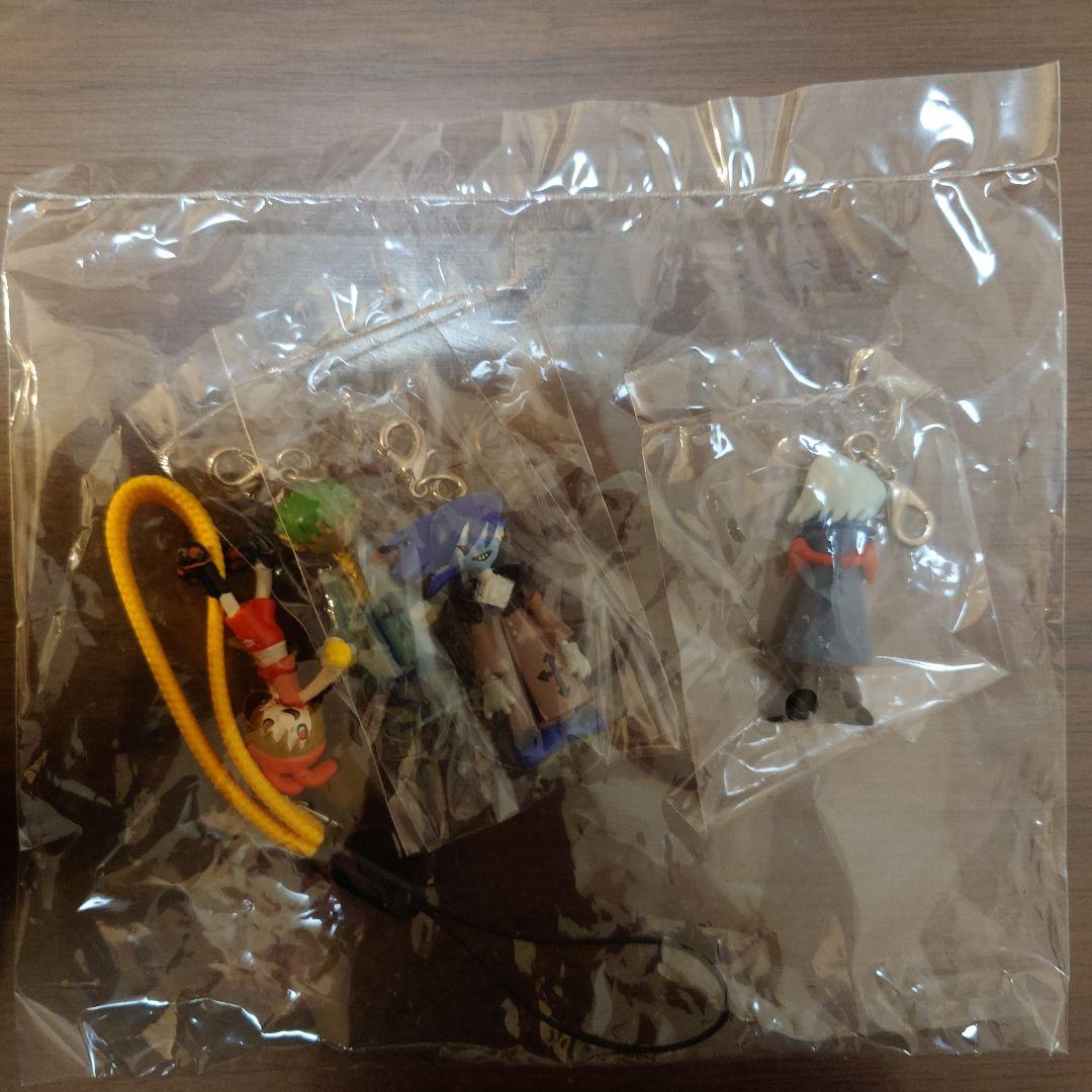 コナミキャラクター ピンバッジ お菓子セット