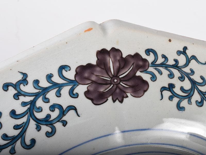 九谷焼　古九谷写　色絵草花図平鉢　飾皿　桐箱付　M　3904B