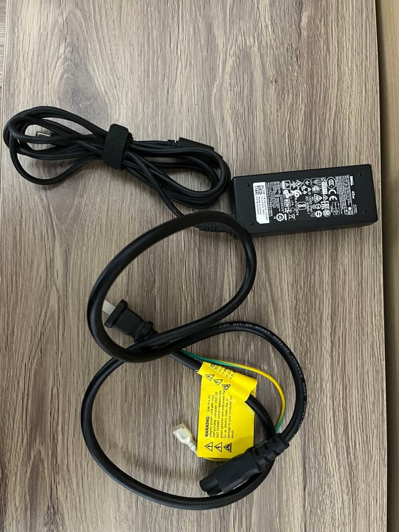 Dell Inspiron 13 7373 2-in-1 ノートパソコン