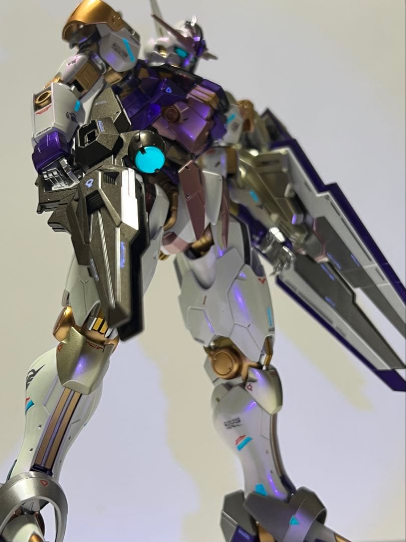 ガンプラ フルメカニクス 1/100 ガンダムエアリアル 塗装完成品