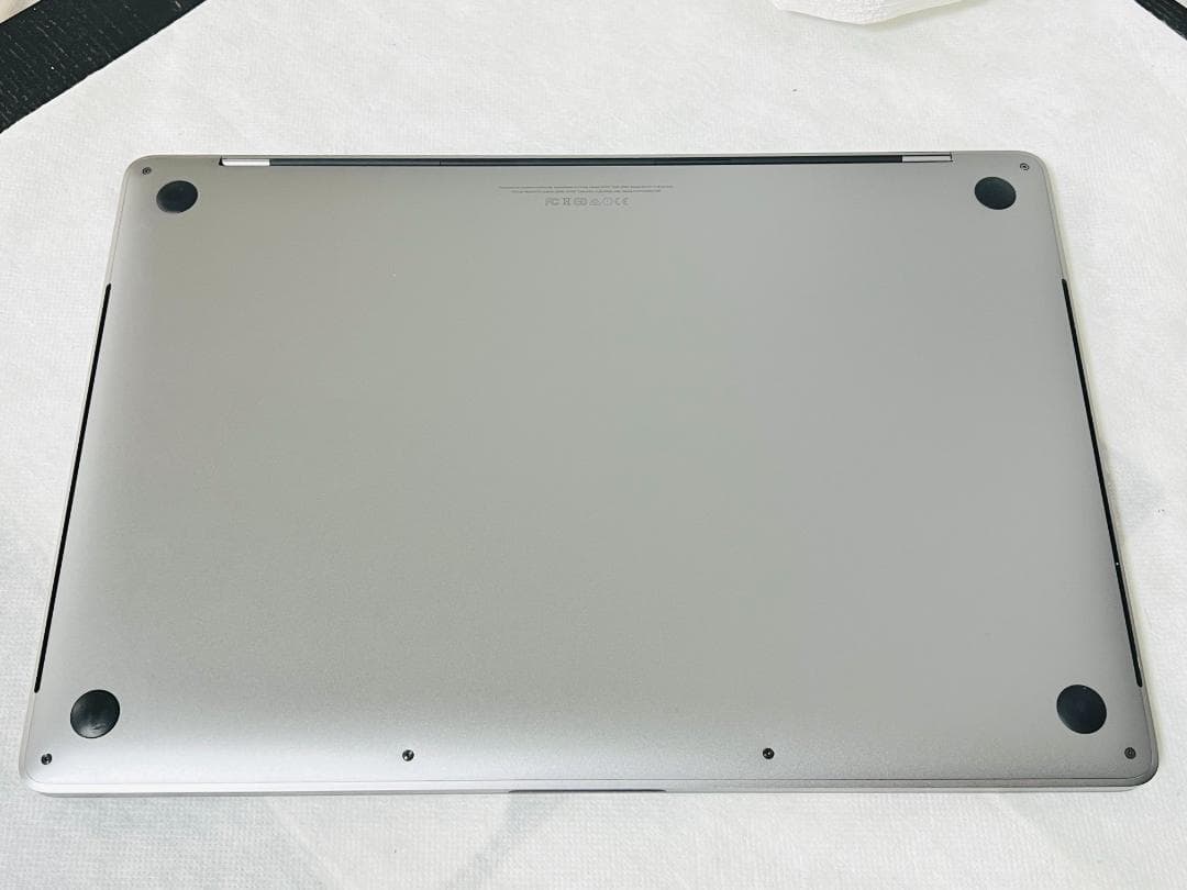 MacBook Pro 15 2017★i7/16G/512GB/Pro 560