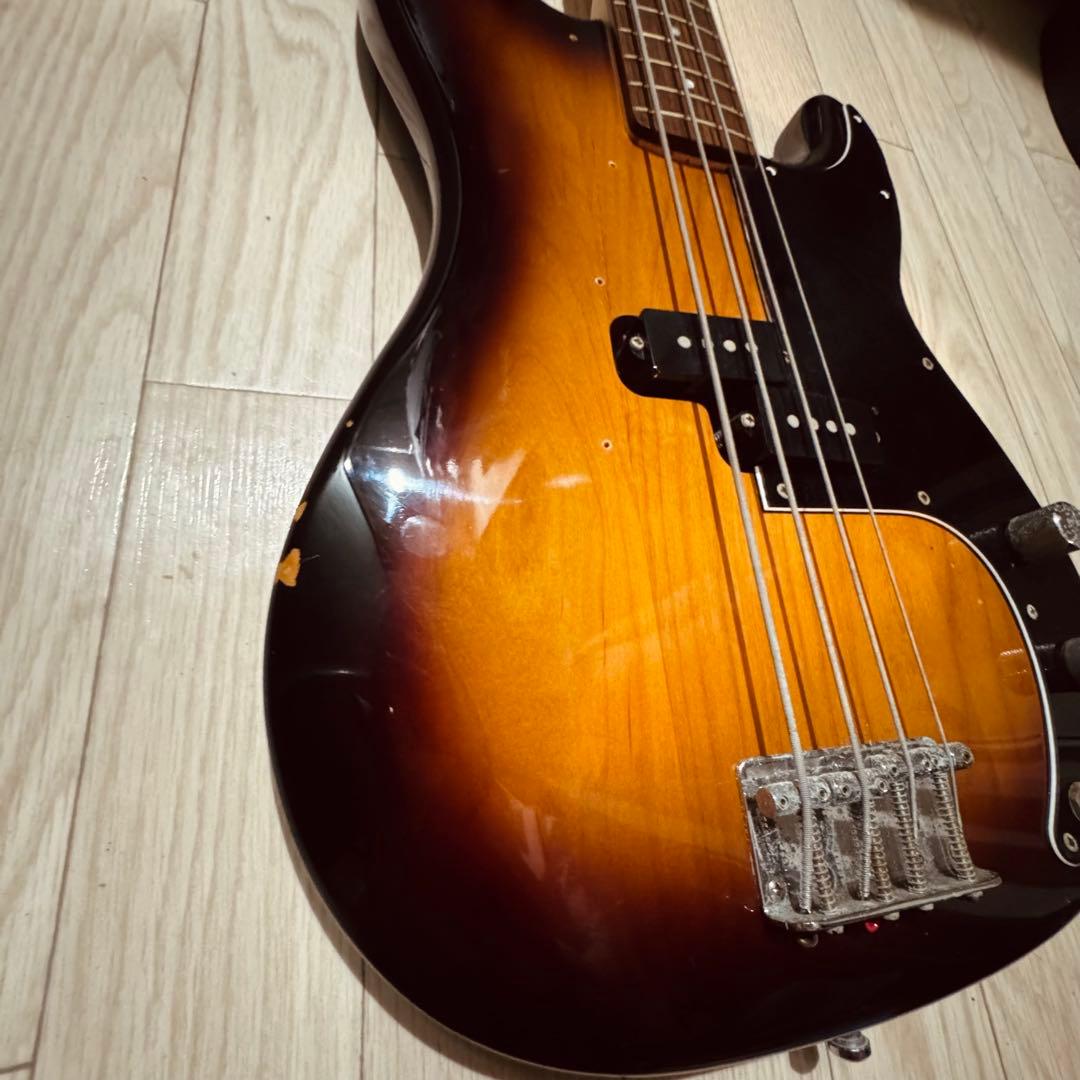 ベース SQUIER Classic Vibe '60s Precision Bass