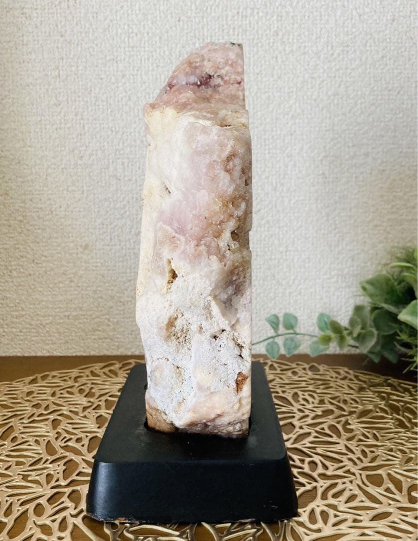 【希少】 特大　ピンクアメジスト✨　晶洞　原石　台座付き　置物