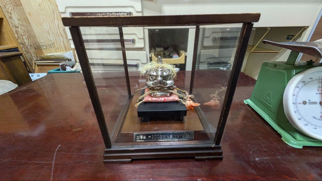 獅子頭 ガラスケース入り