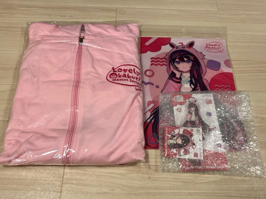 AZKi lovely okaburi パーカー　クリアファイル　アクスタ　缶バ