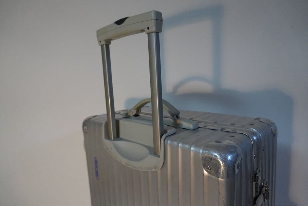 リモワ　クラシックフライト60L ２輪タイプ