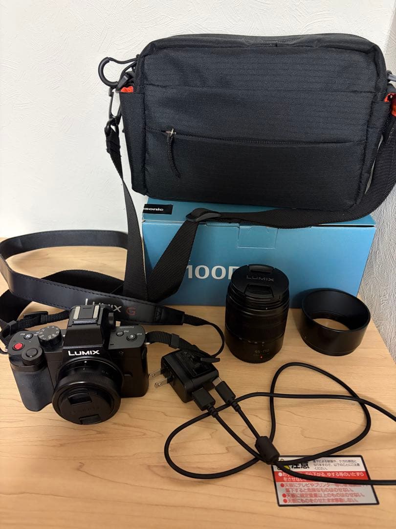 パナソニック　LUMIX ミラーレス　デジタルカメラ　DC-G100D