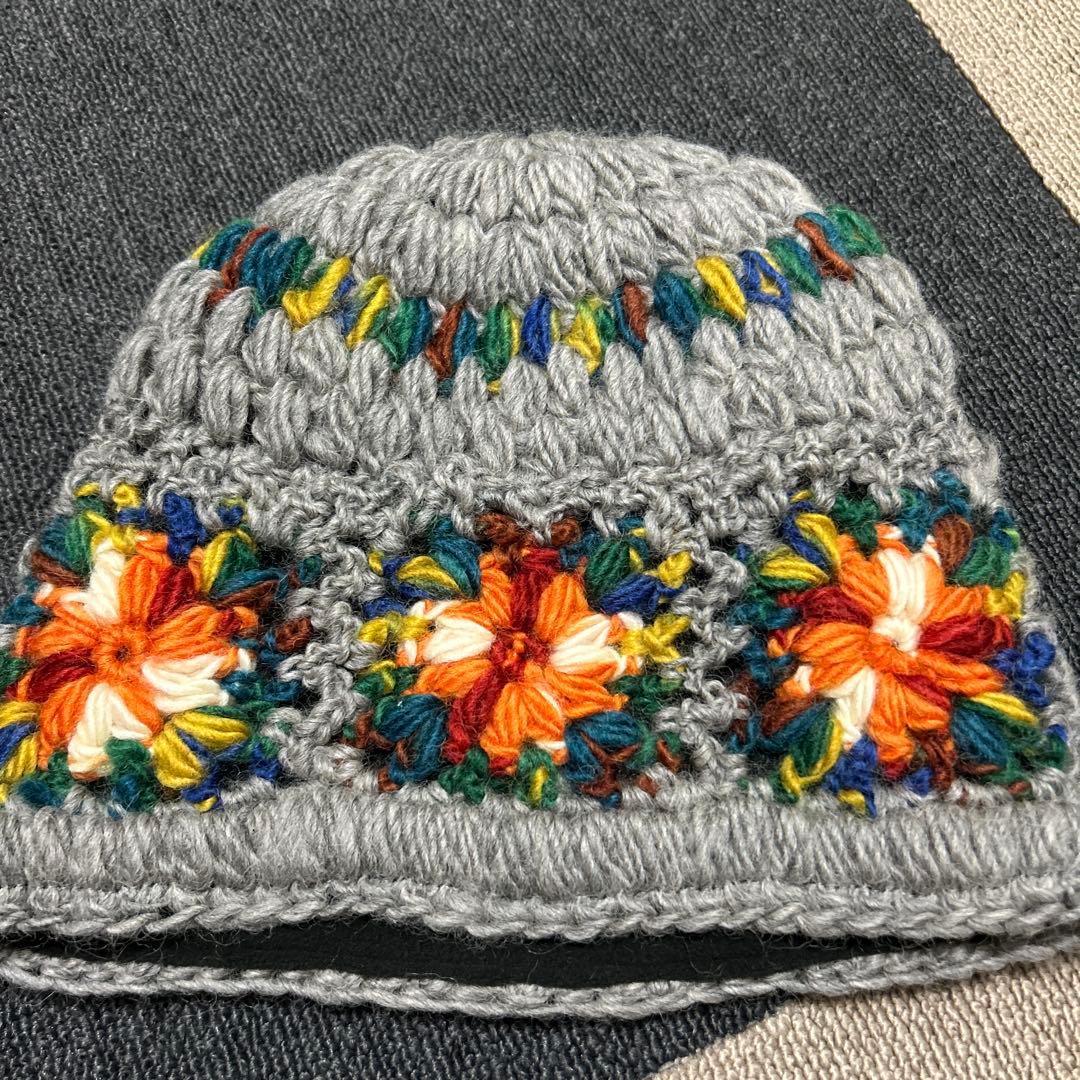 Supreme 花柄ニット帽 グレー　深めで大きめです