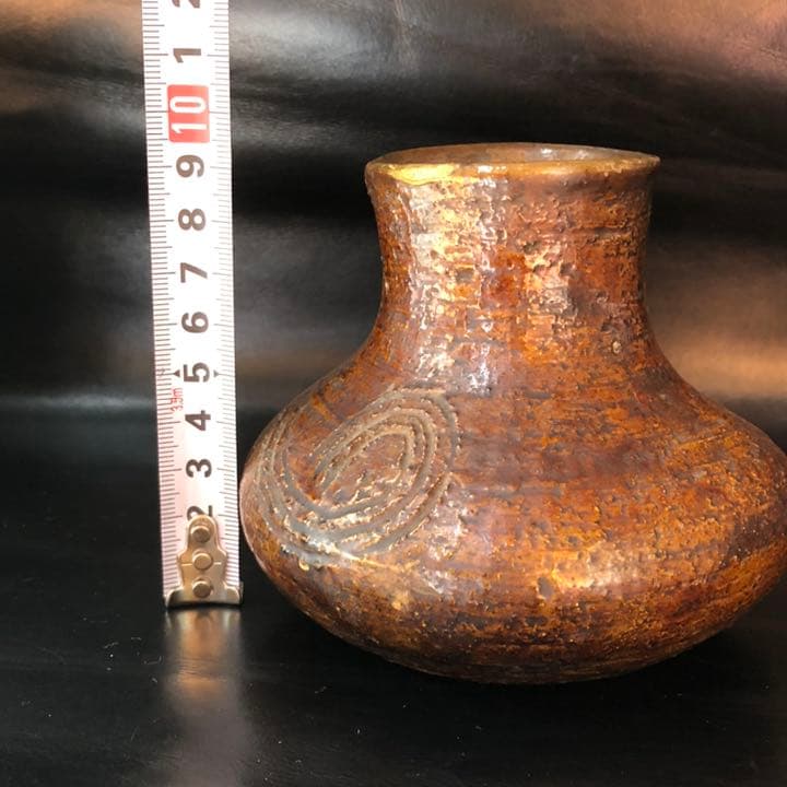 究極の美◼️蔵から凄い古い謎の美しい壺の様な陶器が出て来ました。水差し？茶道具？