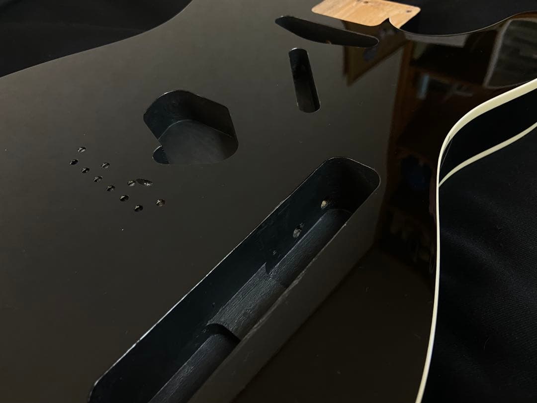 テレキャスターNo73バインディングボディ　ブラック　ラッカー塗装