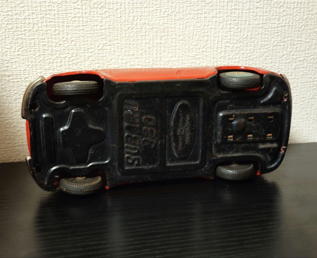 BANDAI　バンダイ　SUBARU　スバル360　左ハンドル　ブリキ　赤色