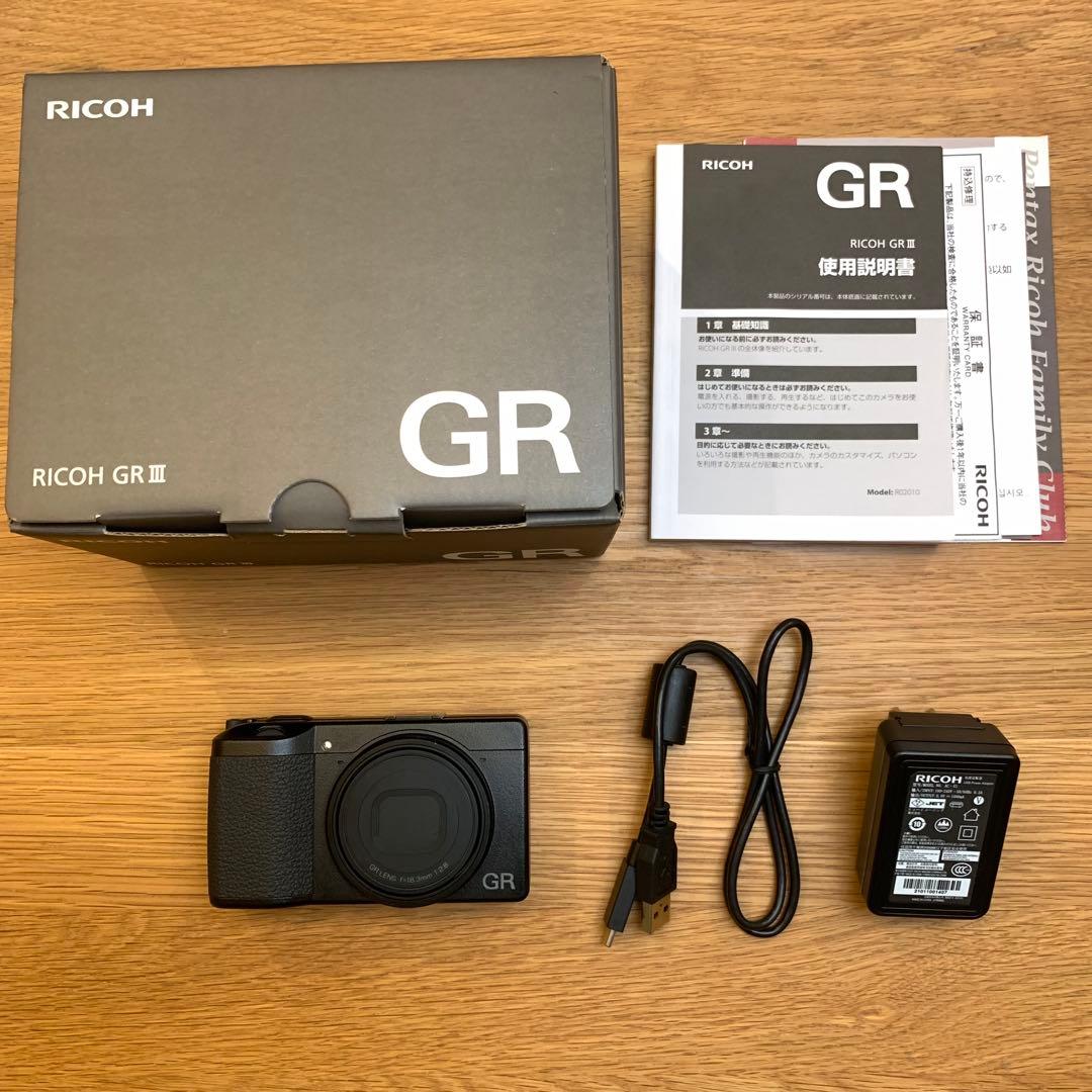 ワンオーナー RICOH GR III コンパクトデジタルカメラ