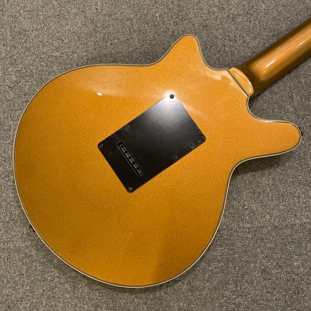 ブライアン・メイ・ギターズ ジュビリー・ゴールド・フィニッシュ 送料込