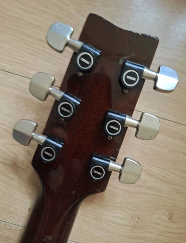 YAMAHA FG180J 黒ラベル ソフトケース付き