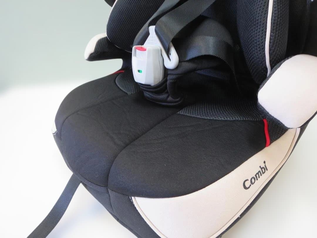 ももコンビ　ジュニアシート　ジョイトリップEG　GA ブラックメッシュ　①