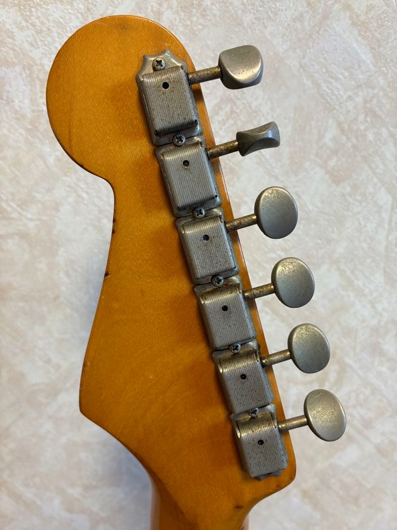 r*e様 '84〜'87製 Eシリアル FenderJapan ストラトキャスタ