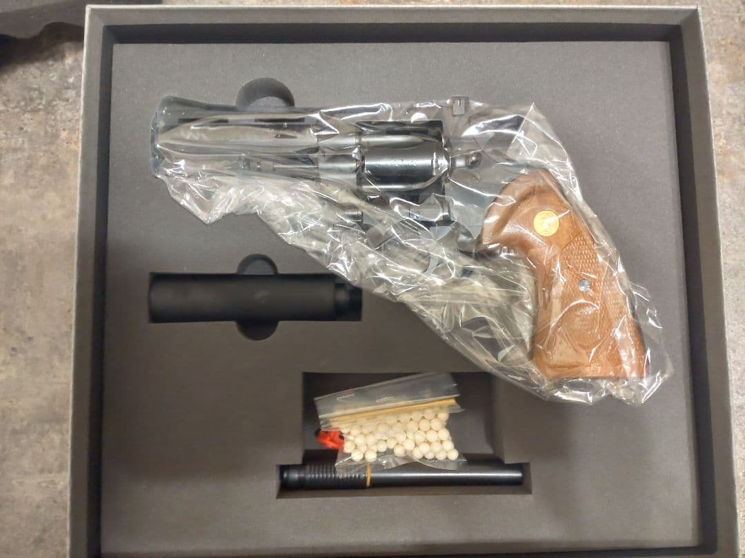 コルトパイソン リョウ・サエバモデル