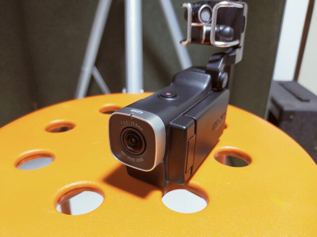 Zoom Q8 ビデオカメラ