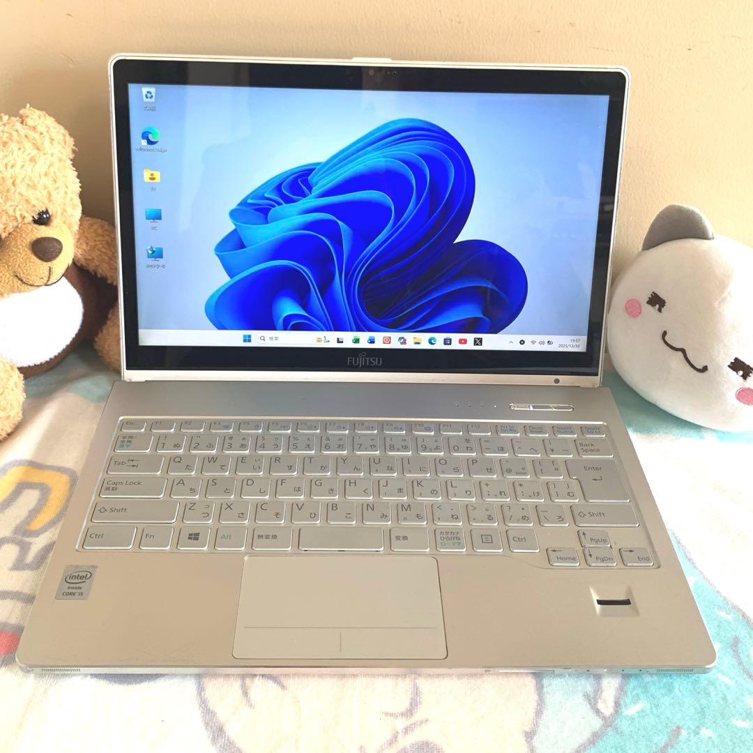 富士通タッチパネルi5/6/SSD 256GB office2024